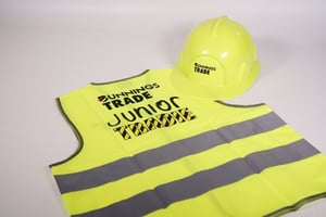 Bunnings Trade fluoro kids gear by Novelli